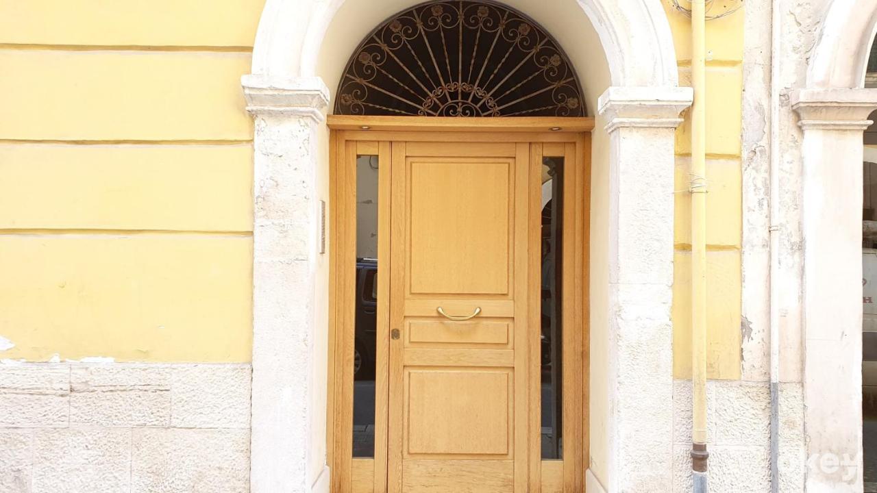 La Terrazza Tra I Tetti Studio - Bari Centro Lejlighed Eksteriør billede